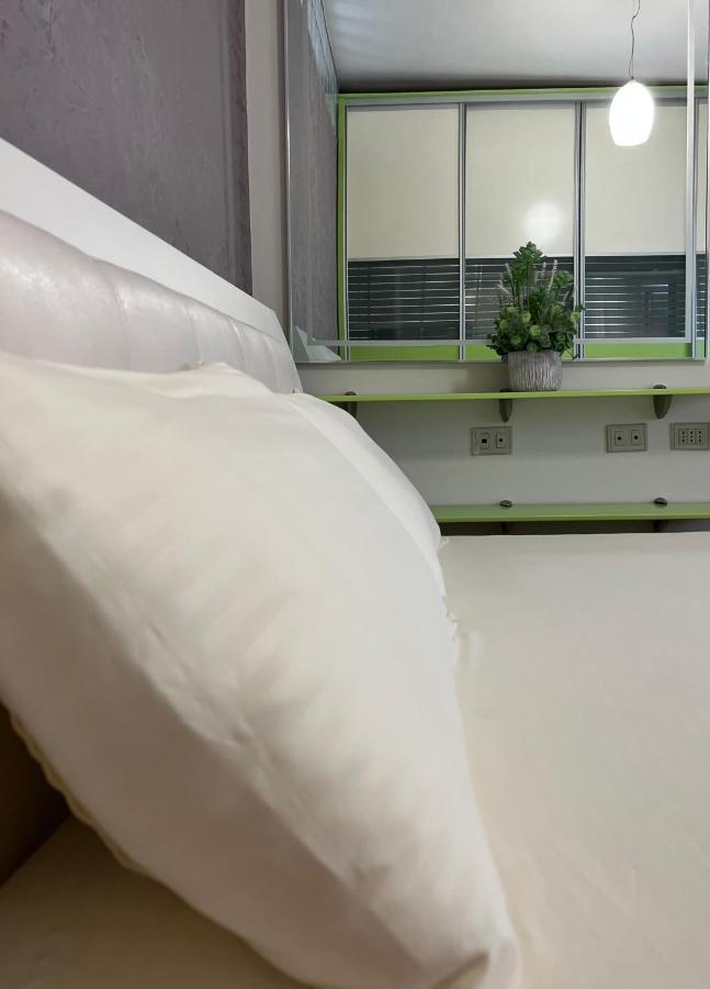 SunKissed Centre Apartment Vlorë Extérieur photo