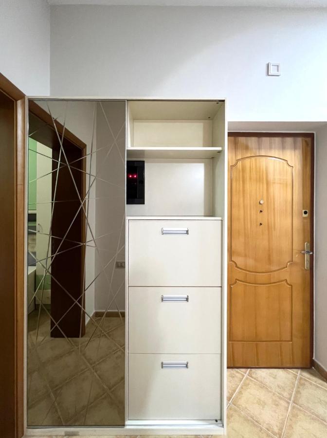 SunKissed Centre Apartment Vlorë Extérieur photo